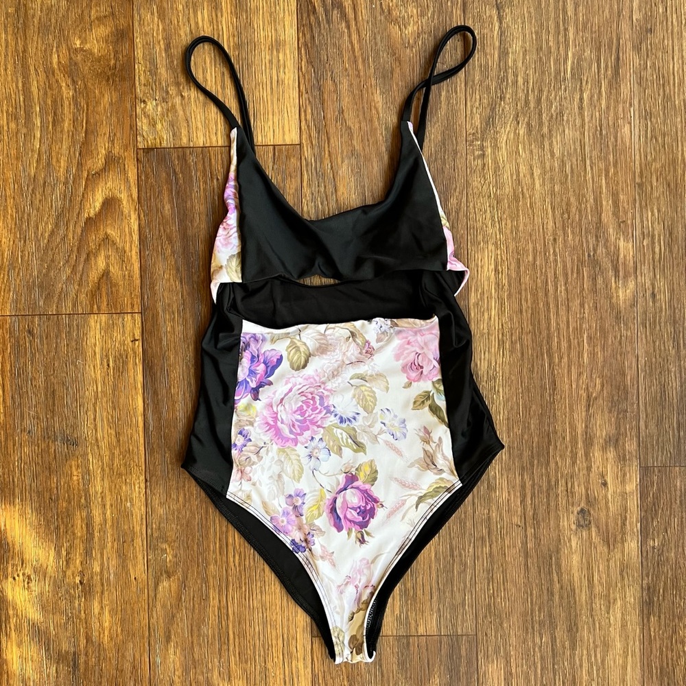 RARE NWOT Beach Riot Deadstock Cutout Floral Print One Piece